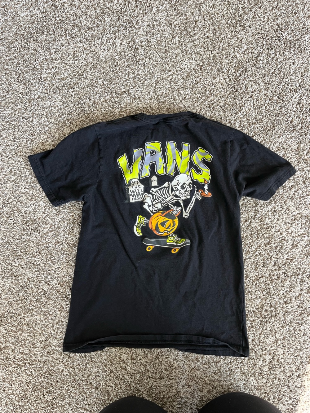 Vans Black Short-Sleeve Tee with Halloween graphic Medium 10/12